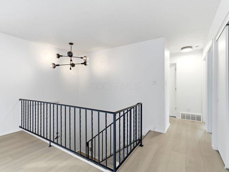 464 Foxwood Drive , Columbus, OH 43230 Photo 17