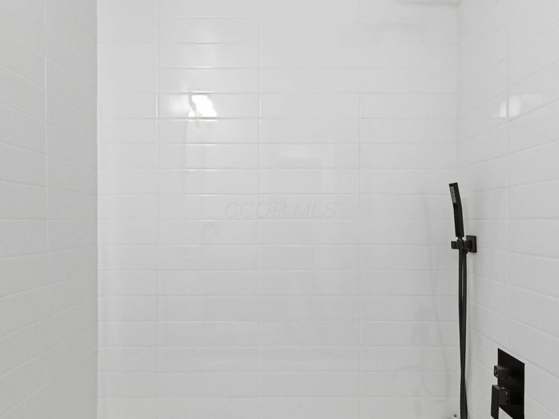 464 Foxwood Drive , Columbus, OH 43230 Photo 29