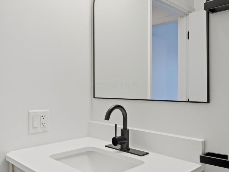 464 Foxwood Drive , Columbus, OH 43230 Photo 30