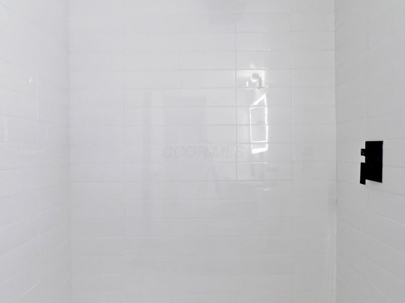 464 Foxwood Drive , Columbus, OH 43230 Photo 36