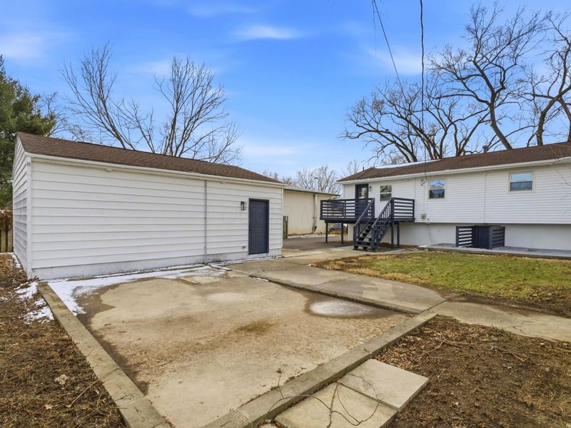 464 Foxwood Drive , Columbus, OH 43230 Photo 6