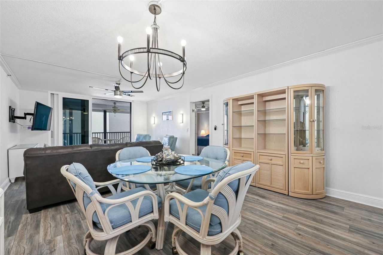 14900 Gulf Boulevard, Unit 304, Madeira Beach, FL 33708 Photo