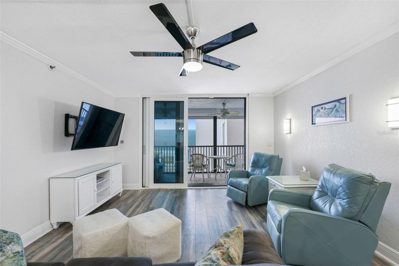 14900 Gulf Boulevard, Unit 304, Madeira Beach, FL 33708 Photo