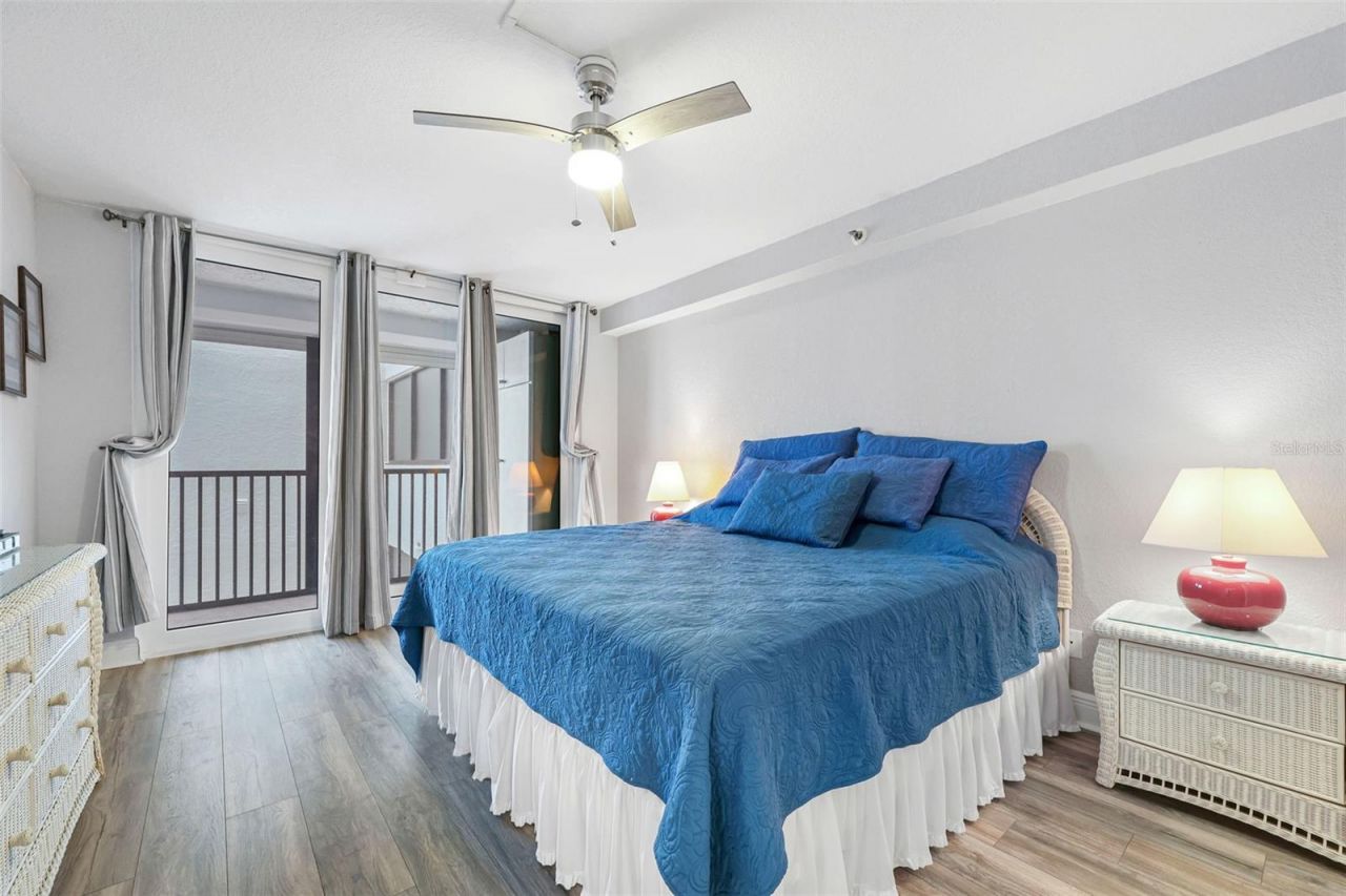 14900 Gulf Boulevard, Unit 304, Madeira Beach, FL 33708 Photo