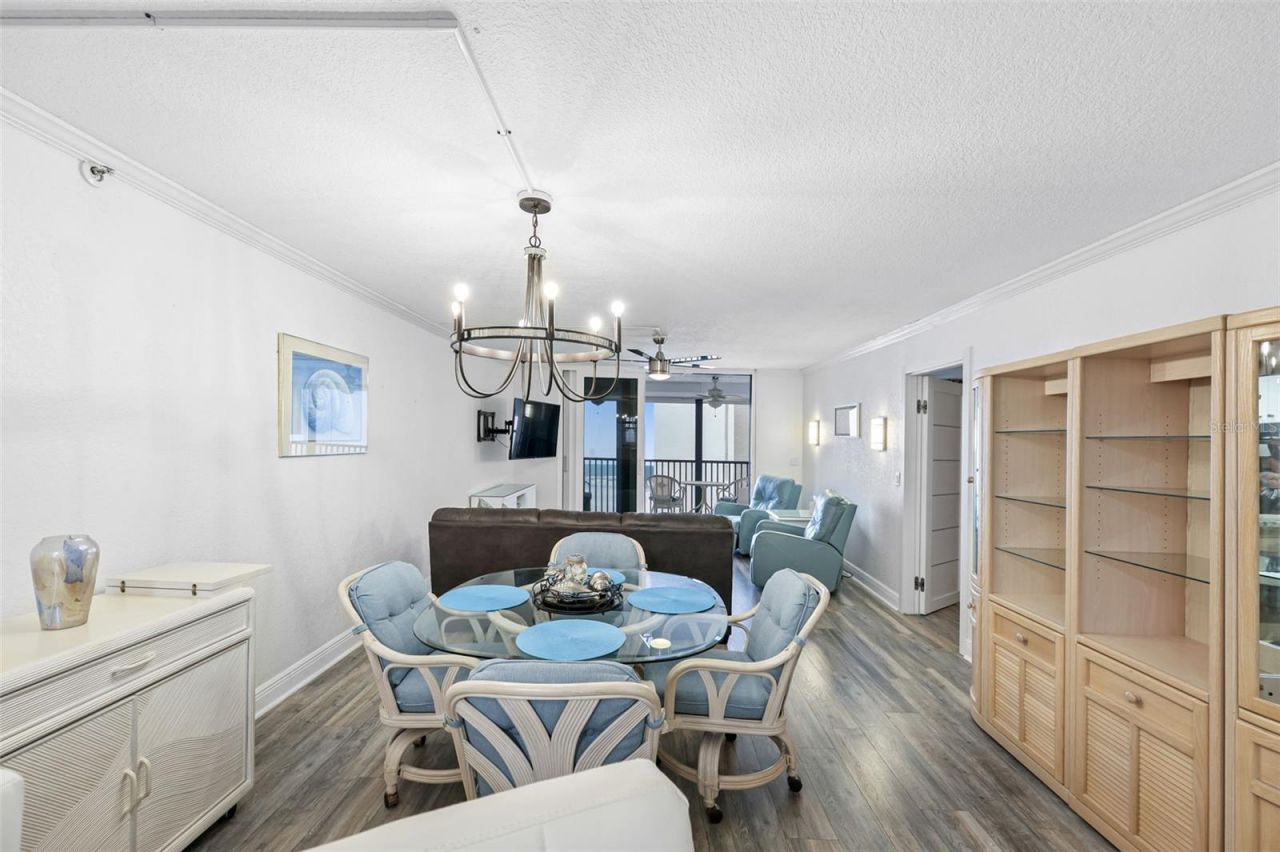 14900 Gulf Boulevard, Unit 304, Madeira Beach, FL 33708 Photo