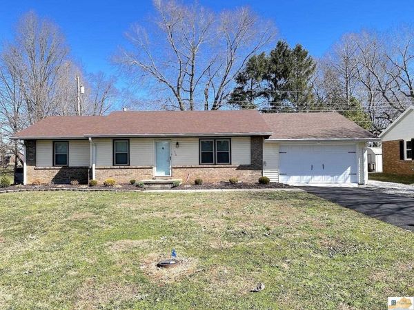 204 Greenbriar Court , Campbellsville, KY 42718