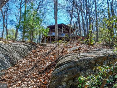 4562 QUAIL RUN DRIVE, MARSHALL, VA 20115