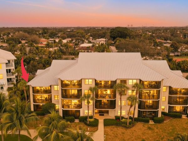 235 Bay Colony Drive N, Juno Beach, FL 33408