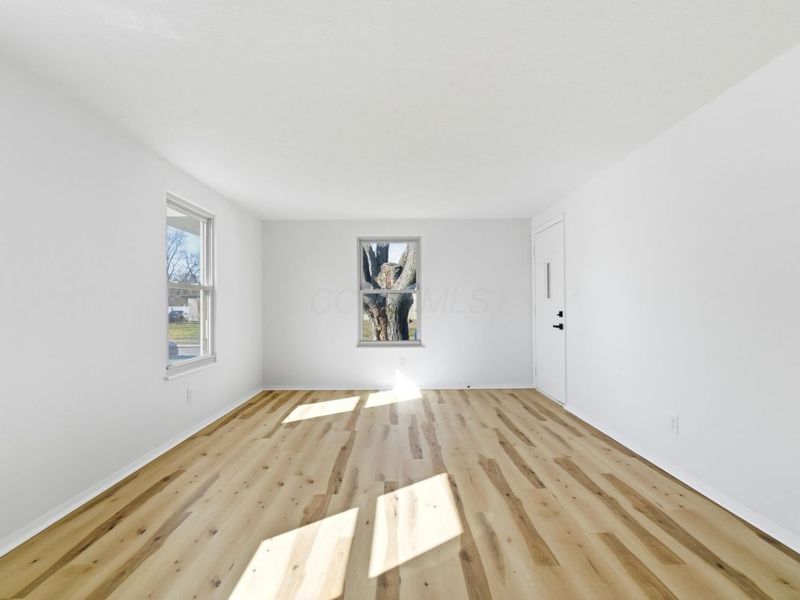 1884 Barnett Court W, Columbus, OH 43227 Photo 11