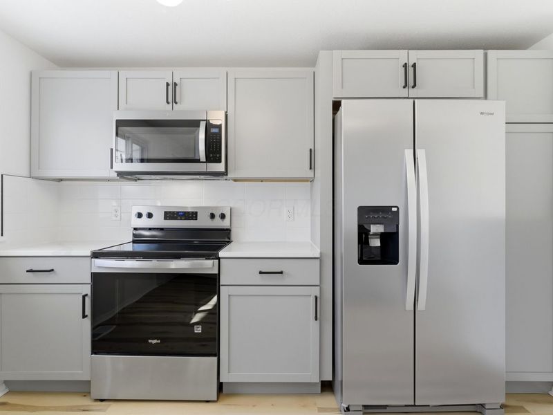 1884 Barnett Court W, Columbus, OH 43227 Photo 17