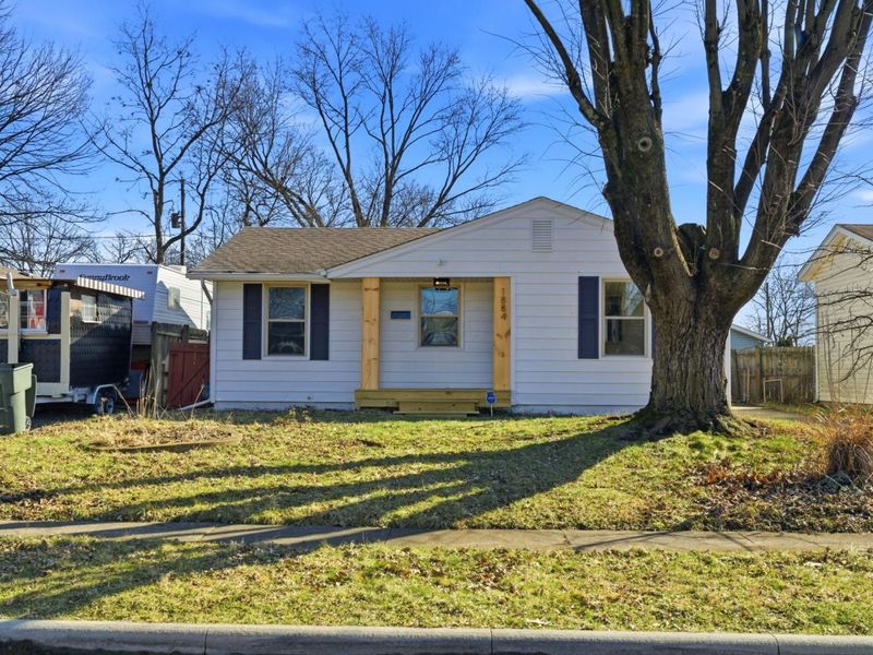 1884 Barnett Court W, Columbus, OH 43227 Photo 2