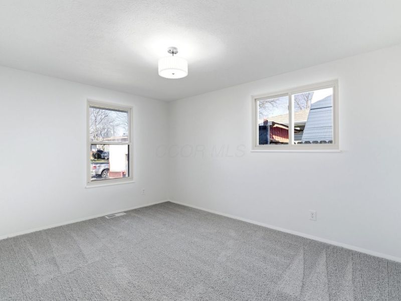 1884 Barnett Court W, Columbus, OH 43227 Photo 22