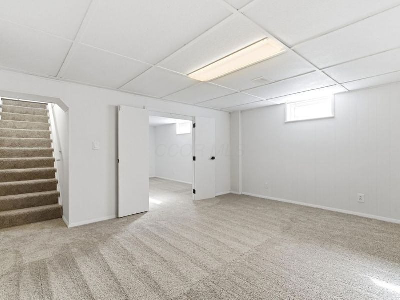 1884 Barnett Court W, Columbus, OH 43227 Photo 27