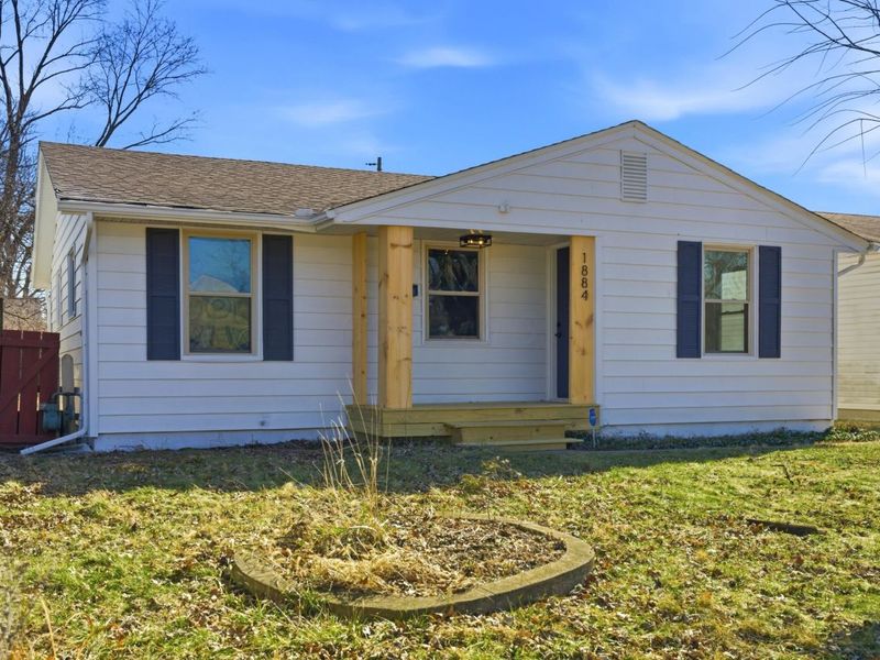 1884 Barnett Court W, Columbus, OH 43227 Photo 4