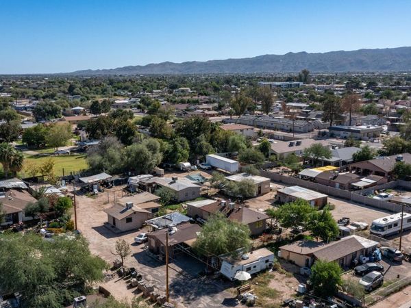 5437 S 4TH Street, Phoenix, AZ 85040