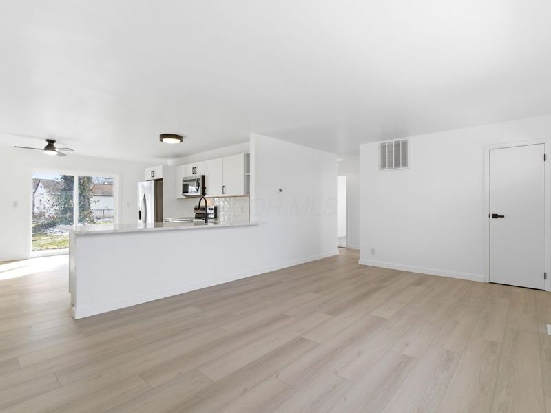 643 Bonnington Way , Columbus, OH 43230 Photo 10