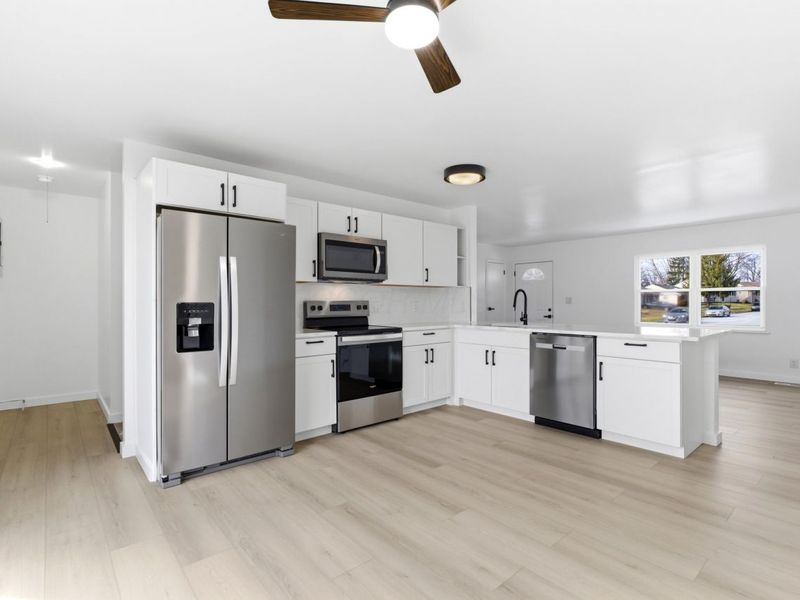 643 Bonnington Way , Columbus, OH 43230 Photo 12