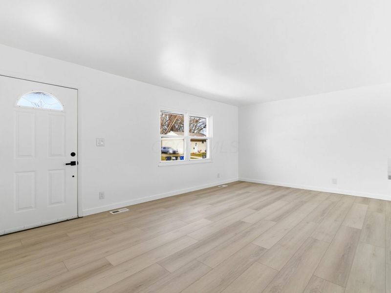 643 Bonnington Way , Columbus, OH 43230 Photo 7