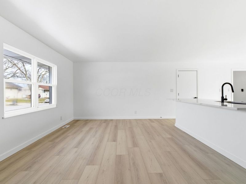 643 Bonnington Way , Columbus, OH 43230 Photo 8