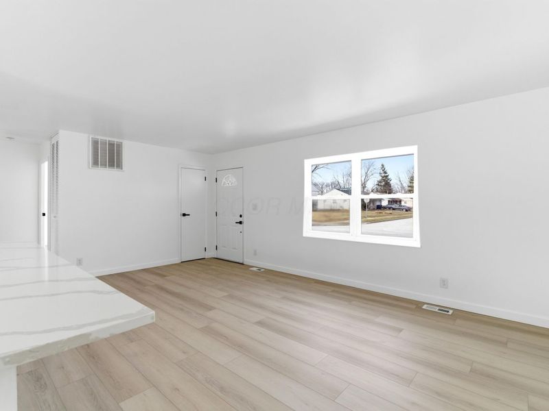 643 Bonnington Way , Columbus, OH 43230 Photo 9