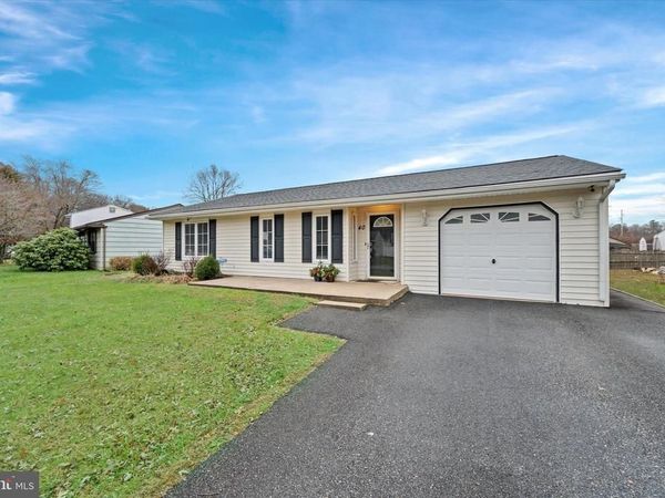 40 E SHADY DRIVE , NEWARK, DE 19713