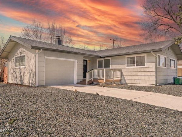 424 S Richmond Avenue, Carson City, NV 89703