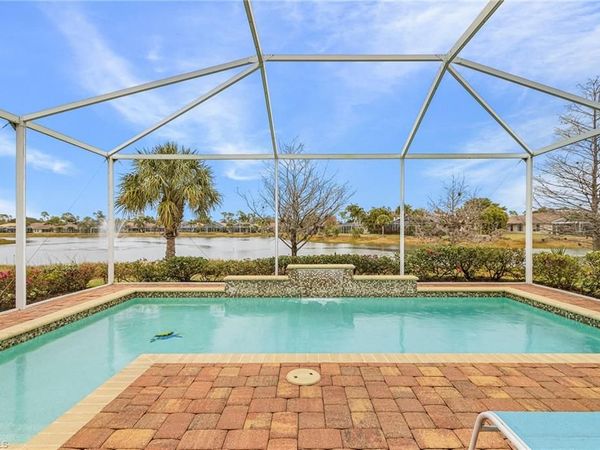 9400 La Bianco ST, ESTERO, FL 33967
