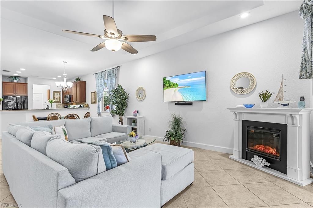 9400 La Bianco St, Estero, FL 33967 Photo