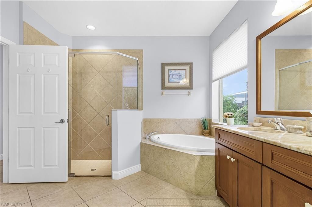 9400 La Bianco St, Estero, FL 33967 Photo