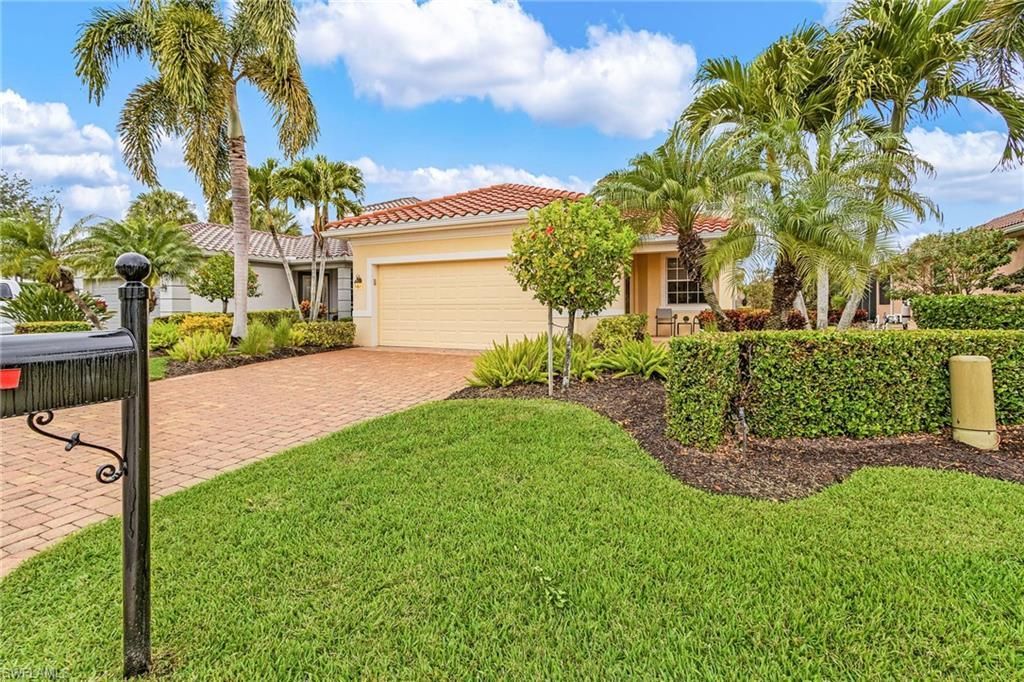 9400 La Bianco St, Estero, FL 33967 Photo