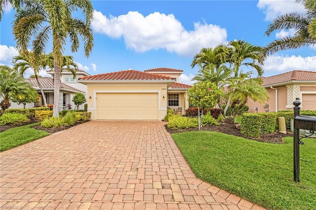 9400 La Bianco St, Estero, FL 33967 Photo