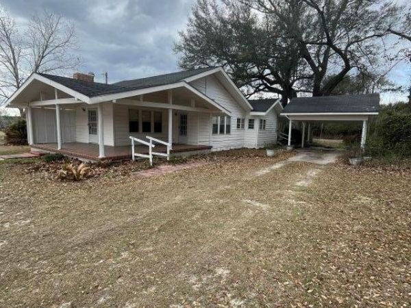 14304 SW County Road 275 , Blountstown, FL 32424