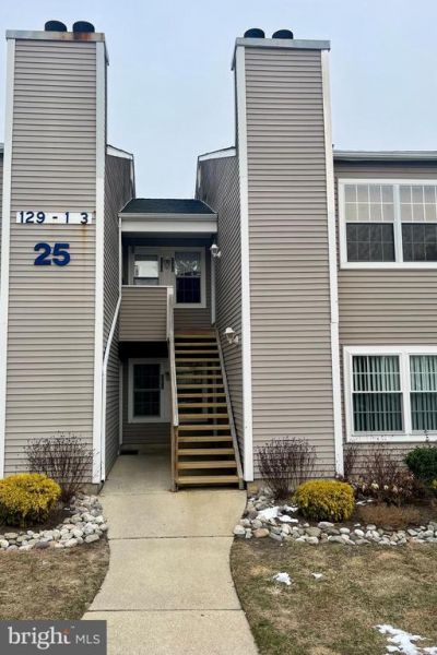 137 Driftwood Court, Absecon, NJ 08205 Main Photo