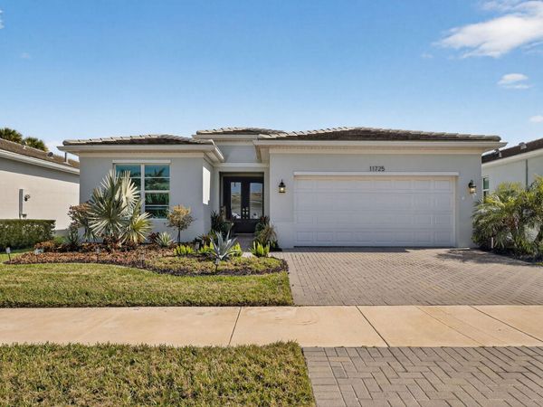 11725 SW Aquila Way, Port St. Lucie, FL 34987