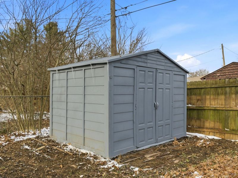 278 Empire Drive , Columbus, OH 43230 Photo 4