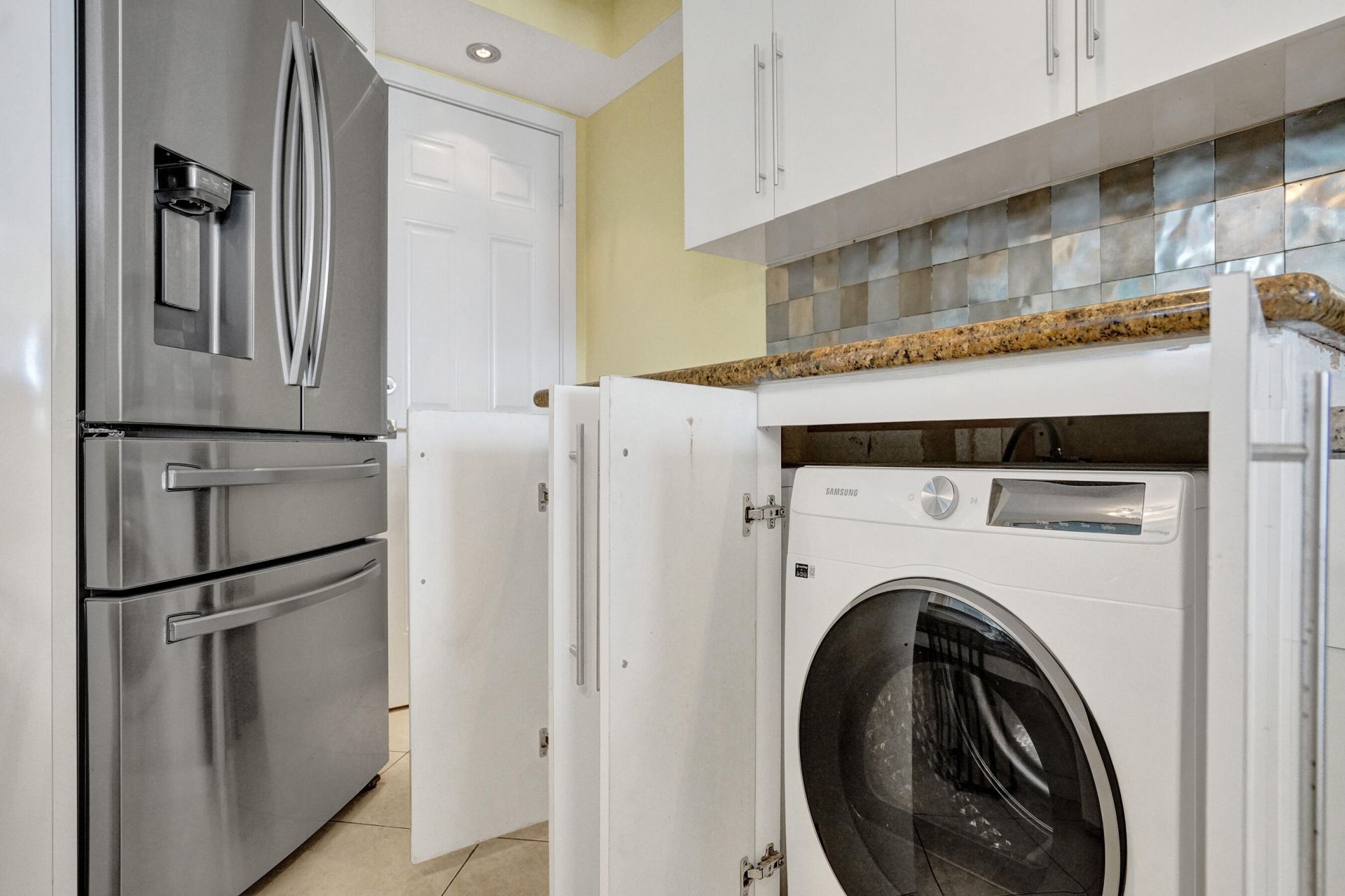 155 Isle Of Venice Drive, Unit 404, Fort Lauderdale, FL 33301 Photo