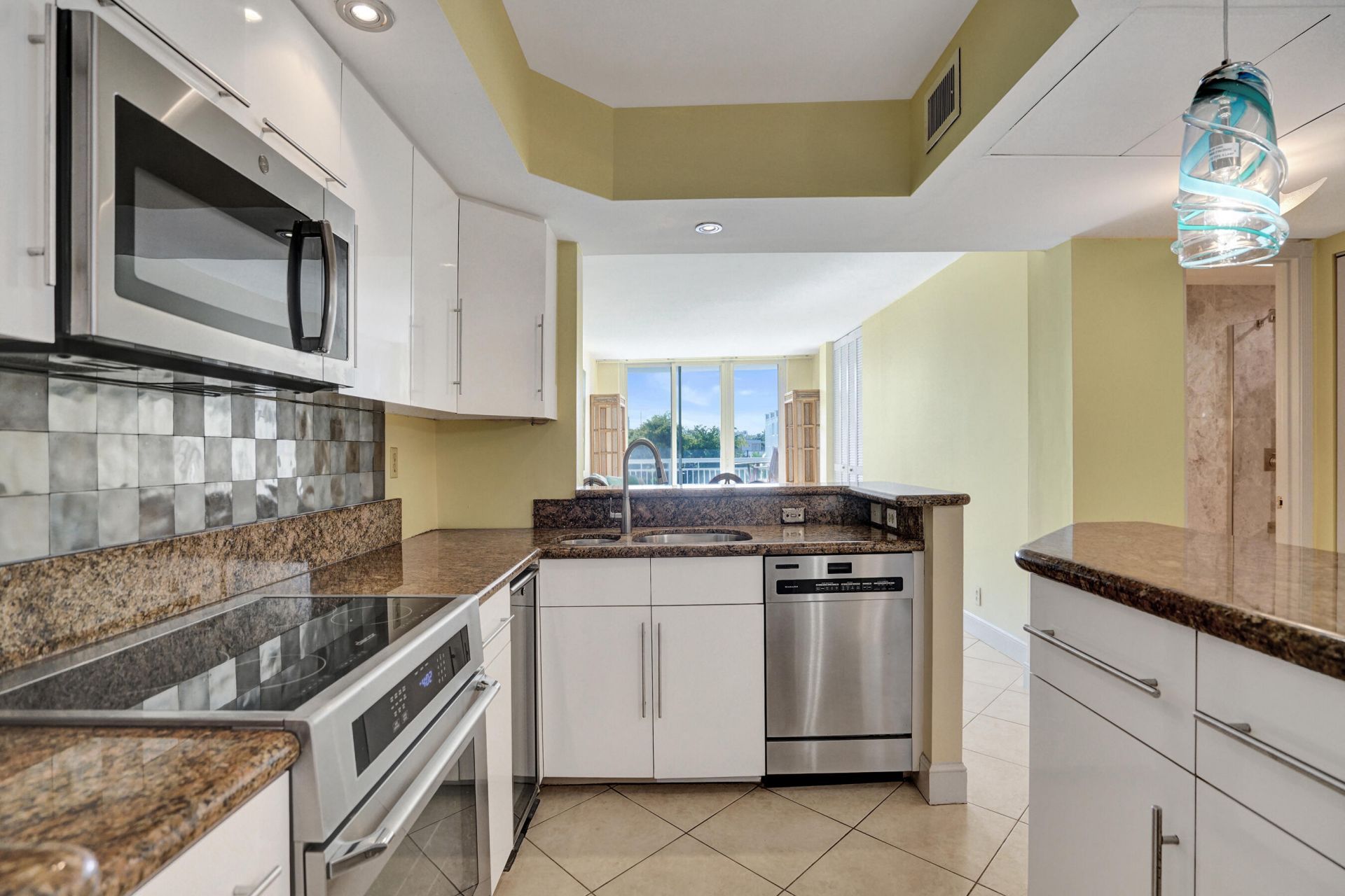 155 Isle Of Venice Drive, Unit 404, Fort Lauderdale, FL 33301 Photo
