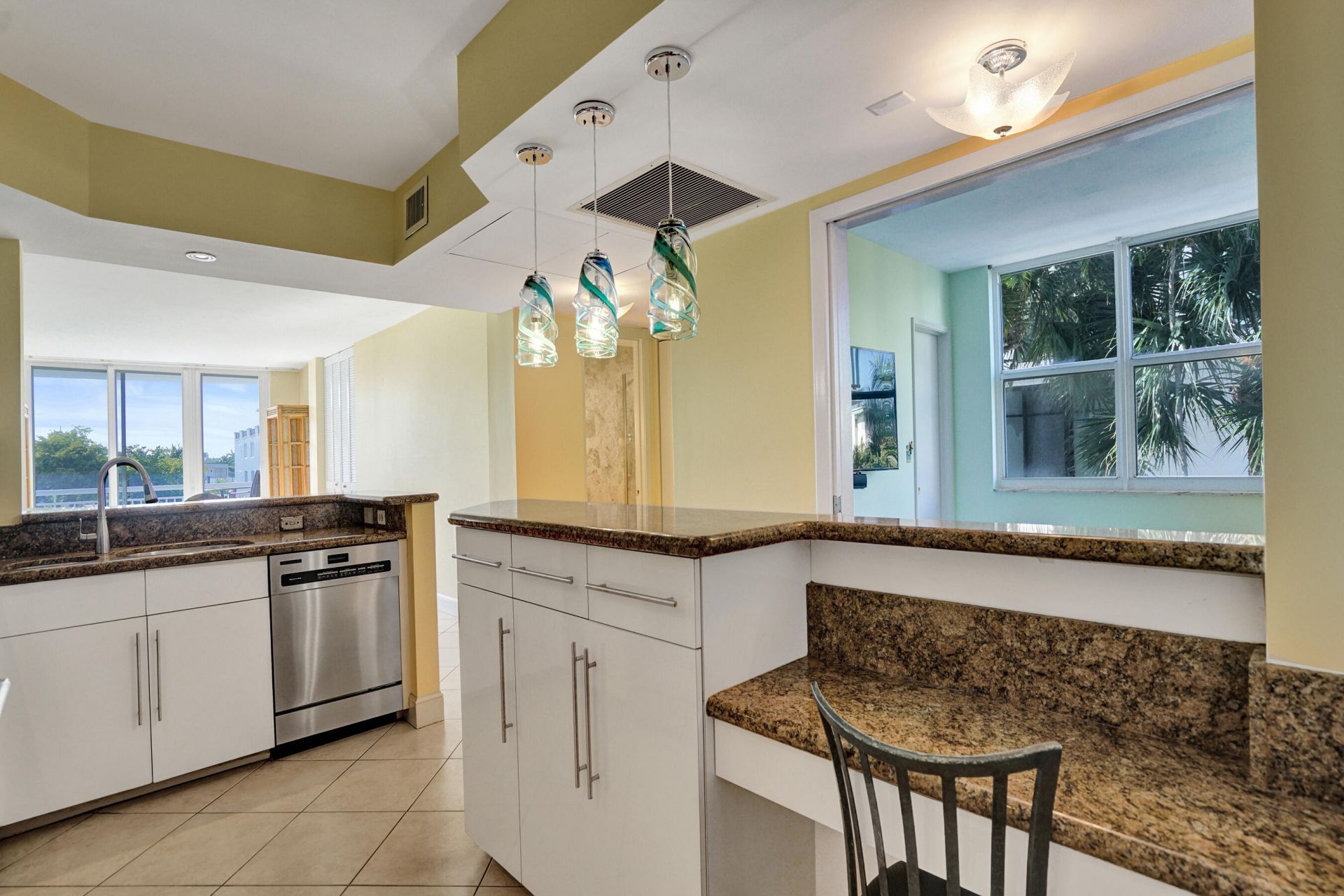 155 Isle Of Venice Drive, Unit 404, Fort Lauderdale, FL 33301 Photo