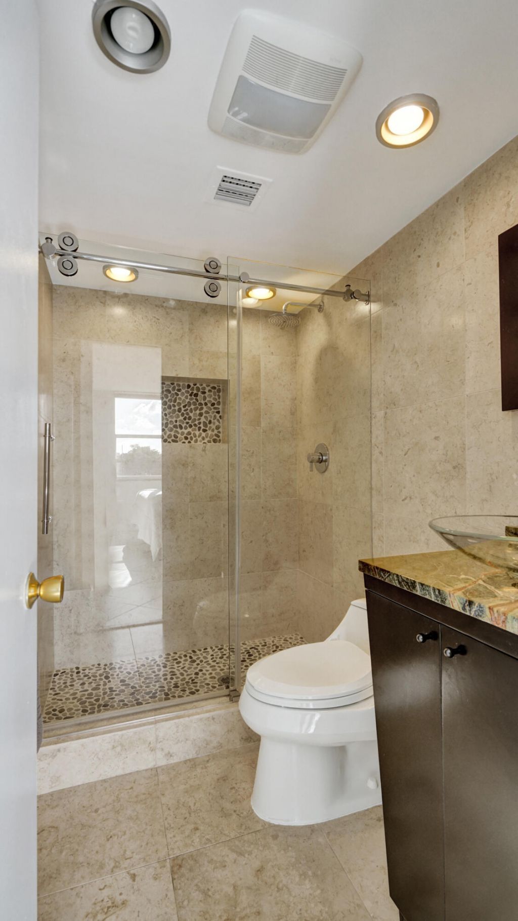 155 Isle Of Venice Drive, Unit 404, Fort Lauderdale, FL 33301 Photo