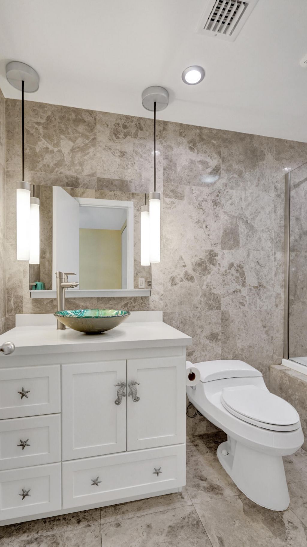 155 Isle Of Venice Drive, Unit 404, Fort Lauderdale, FL 33301 Photo