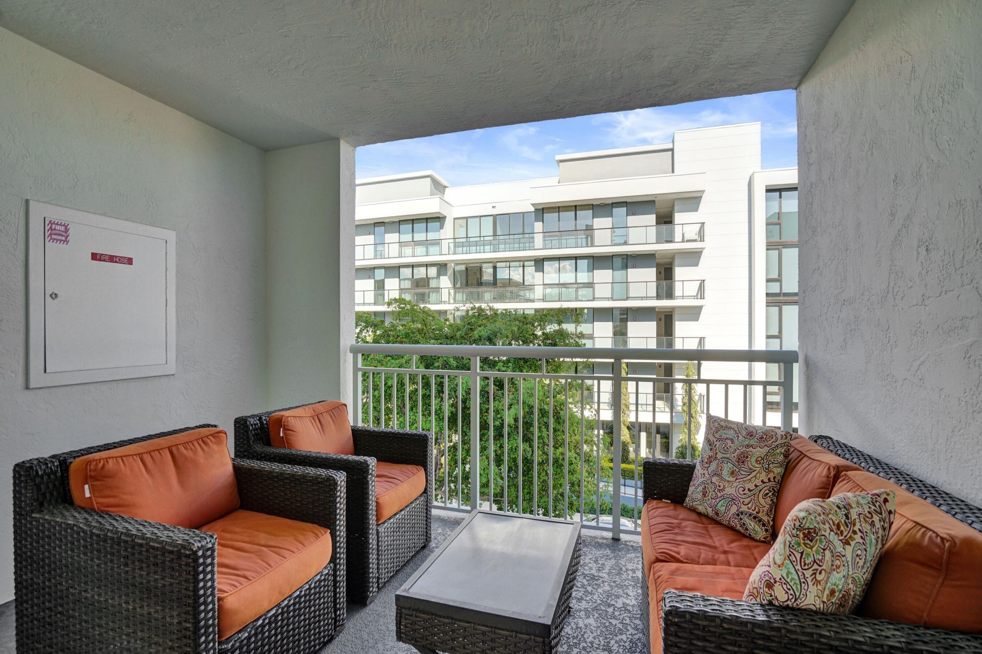 155 Isle Of Venice Drive, Unit 404, Fort Lauderdale, FL 33301 Photo