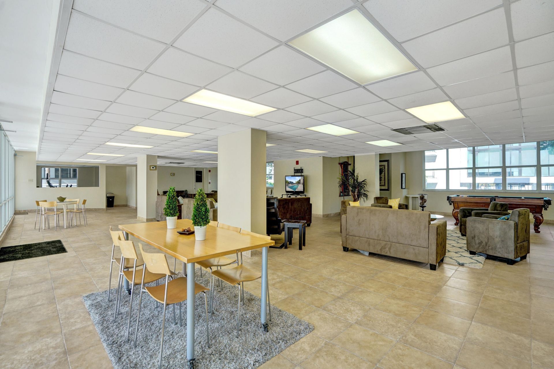 155 Isle Of Venice Drive, Unit 404, Fort Lauderdale, FL 33301 Photo