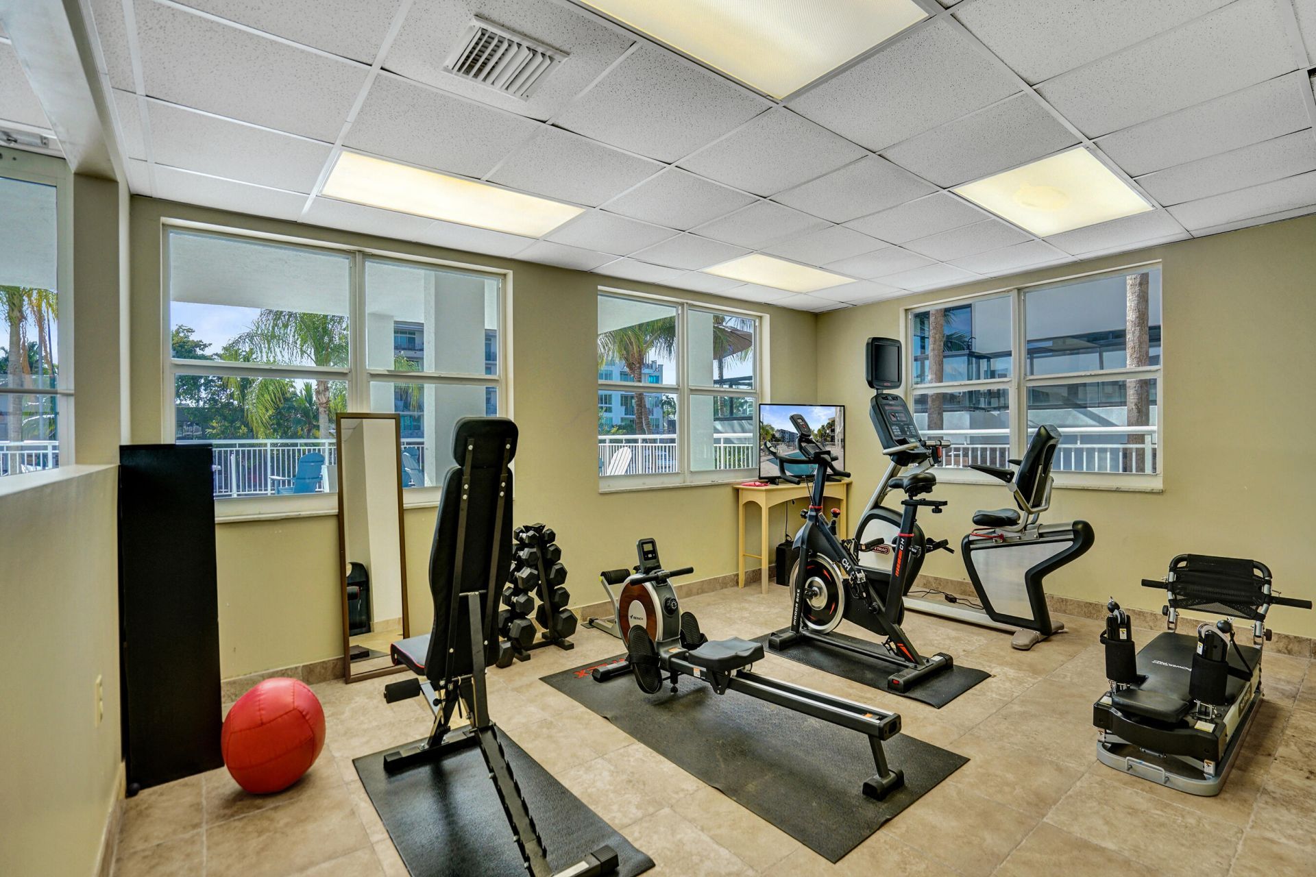 155 Isle Of Venice Drive, Unit 404, Fort Lauderdale, FL 33301 Photo