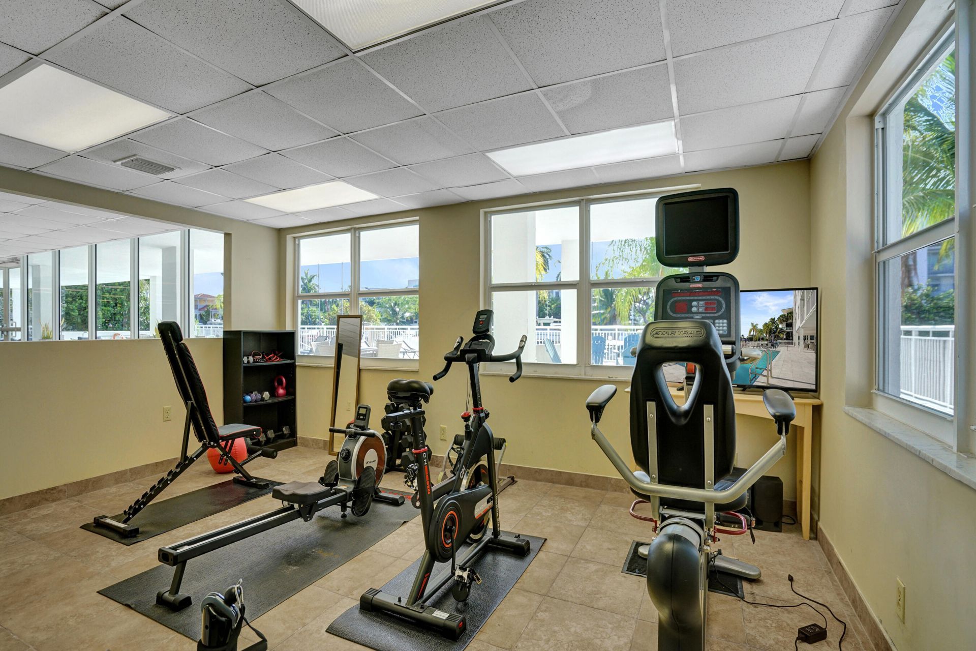 155 Isle Of Venice Drive, Unit 404, Fort Lauderdale, FL 33301 Photo