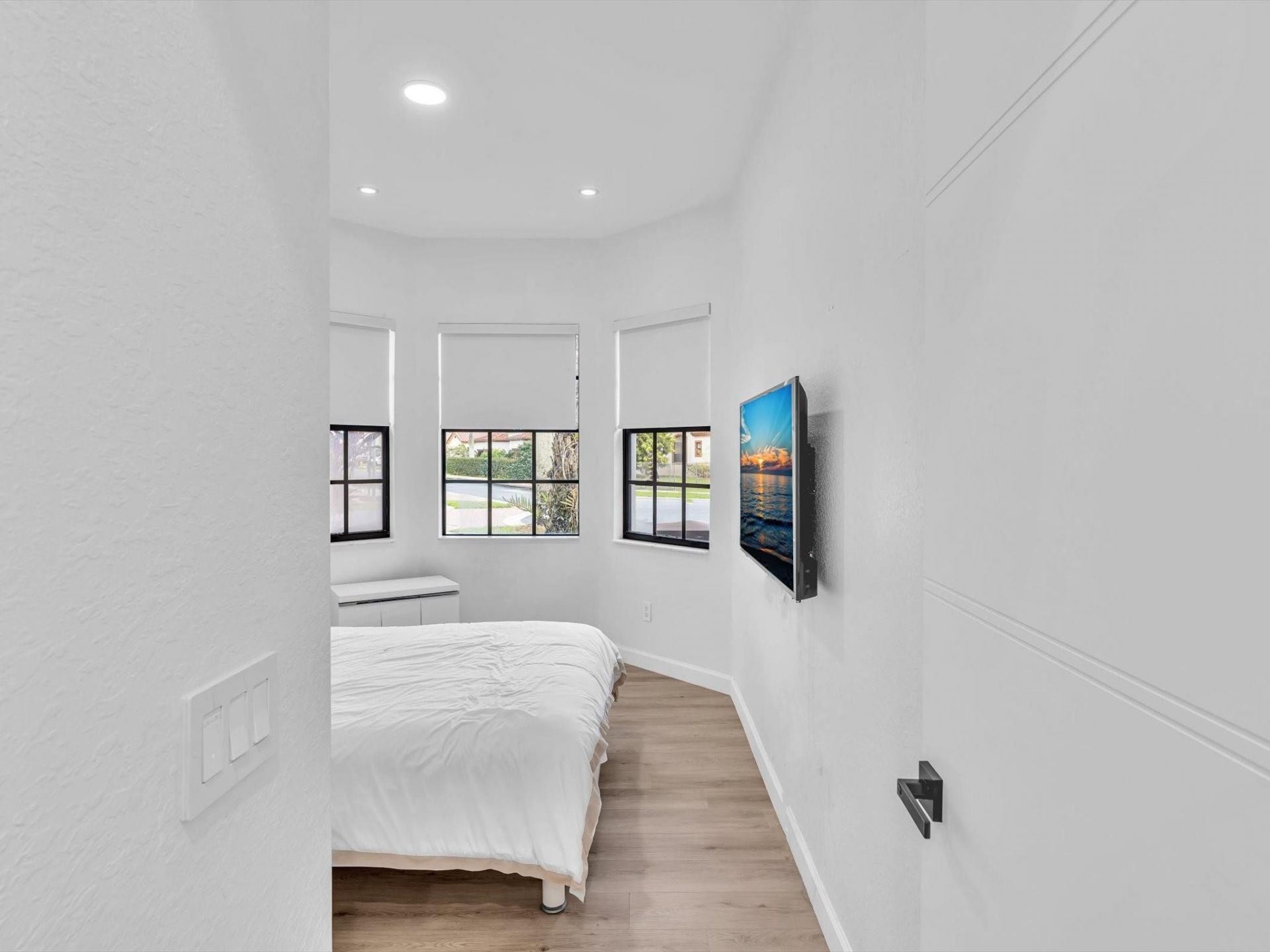 4092 NW 88 Terrace, Cooper City, FL 33024 Photo