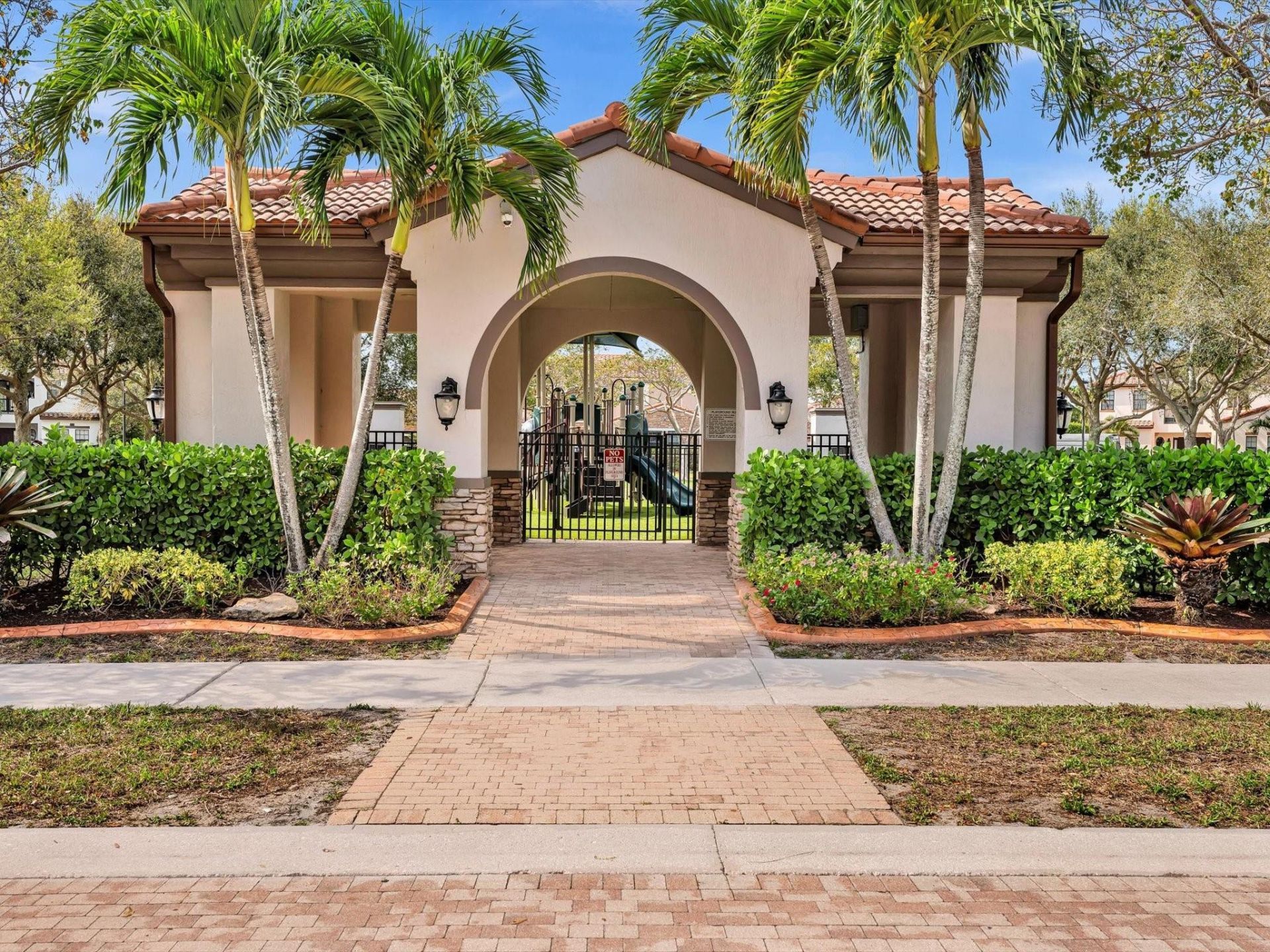 4092 NW 88 Terrace, Cooper City, FL 33024 Photo