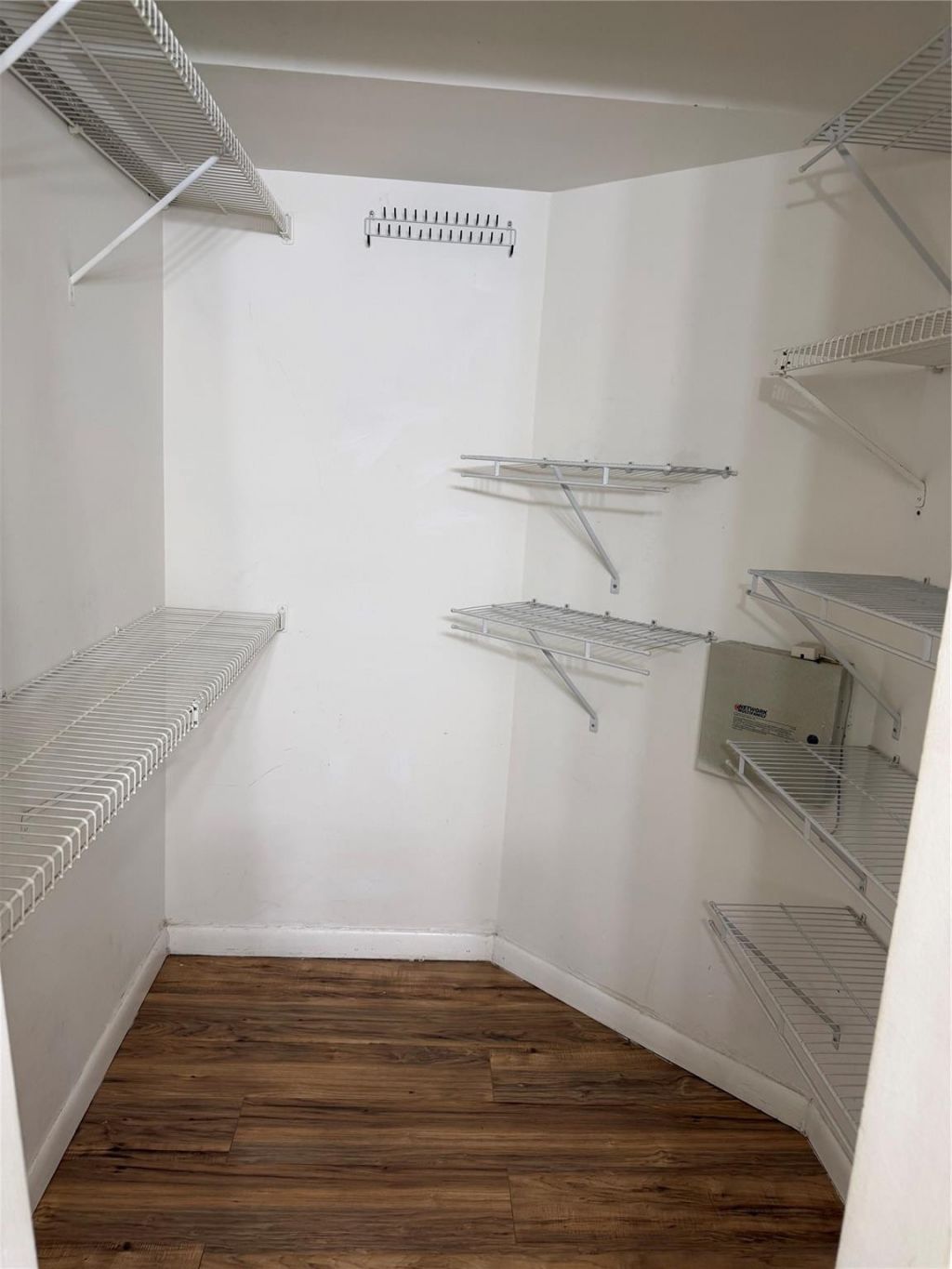 10773 Cleary Boulevard, Unit 307, Plantation, FL 33324 Photo