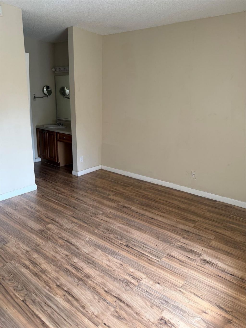 10773 Cleary Boulevard, Unit 307, Plantation, FL 33324 Photo