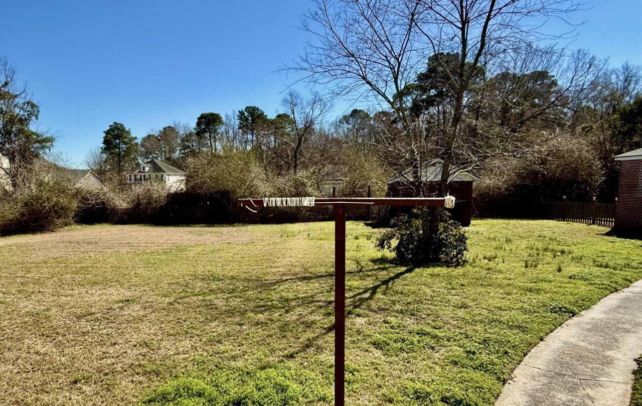 8934 Powell Road Photo 4