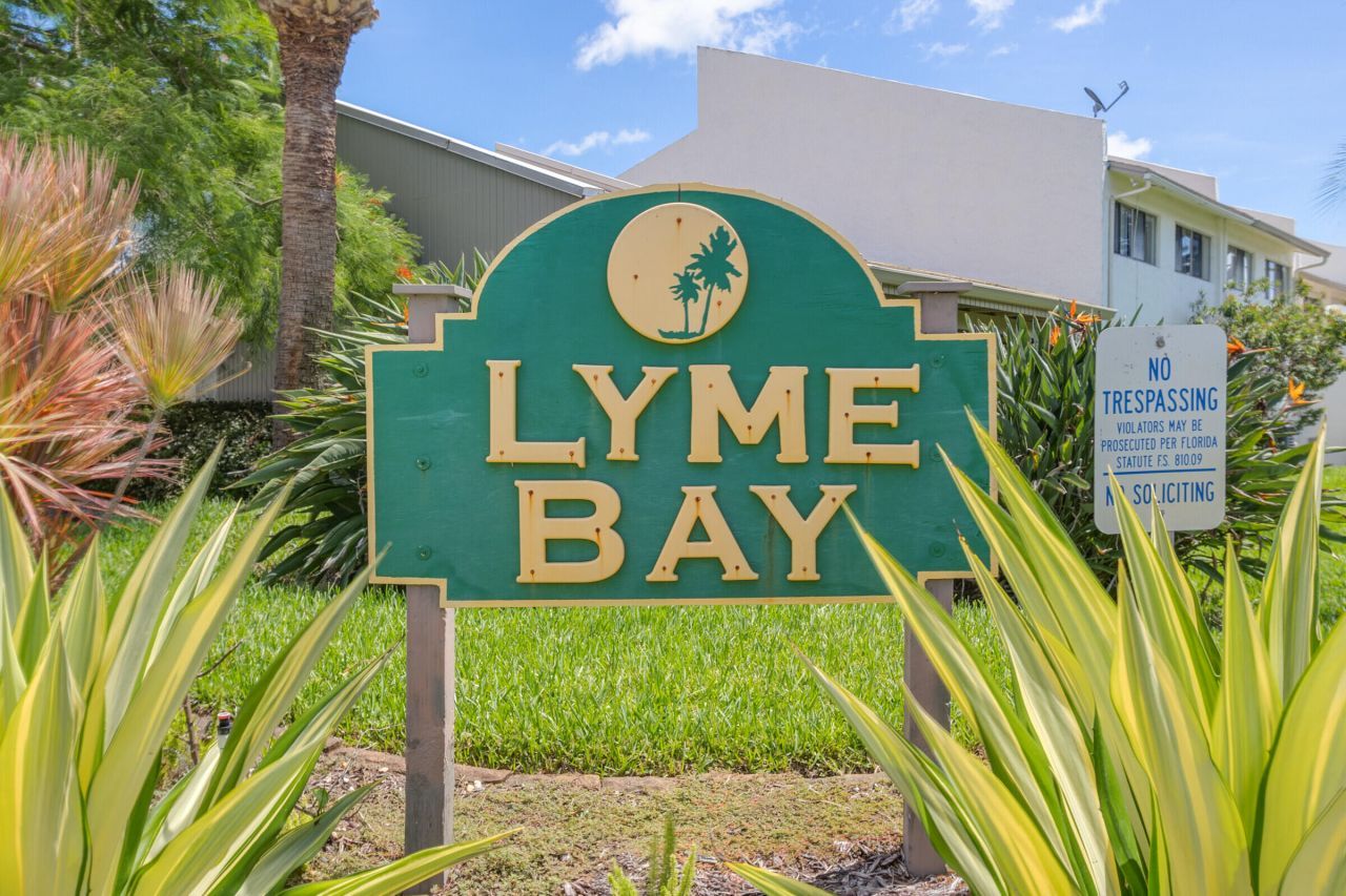 517 Summerset Court , Indian Harbor Beach, FL 32937 Photo